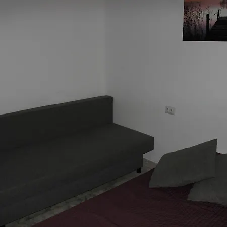 Mr. Charlie Brown ローマ