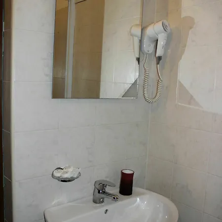 Mr. Charlie Brown ゲストハウス