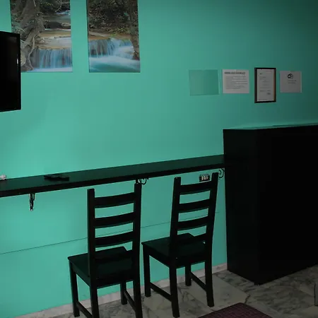 Mr. Charlie Brown ゲストハウス ローマ