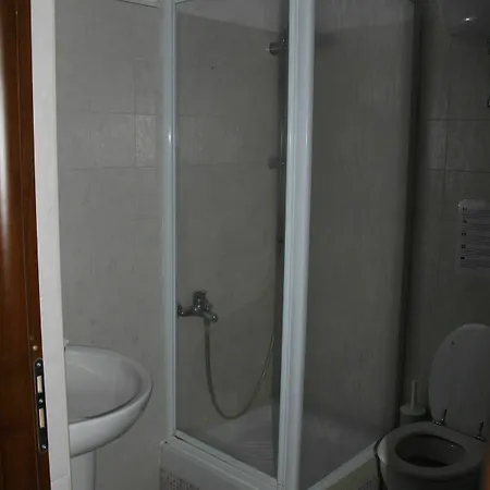 Mr. Charlie Brown 4* ローマ