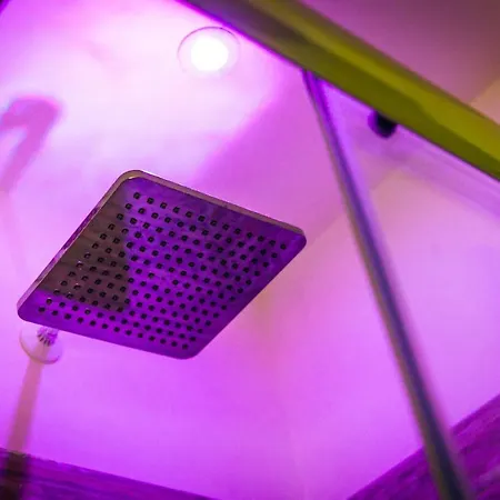 ゲストハウス Mr. Charlie Brown