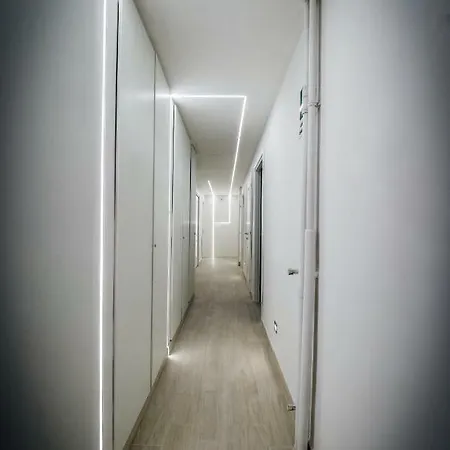 Mr. Charlie Brown ゲストハウス