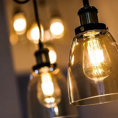 Mr. Charlie Brown ゲストハウス 4*