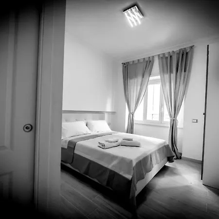 Mr. Charlie Brown ゲストハウス