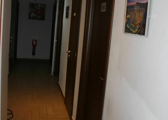 Mr. Charlie Brown 4* Řím