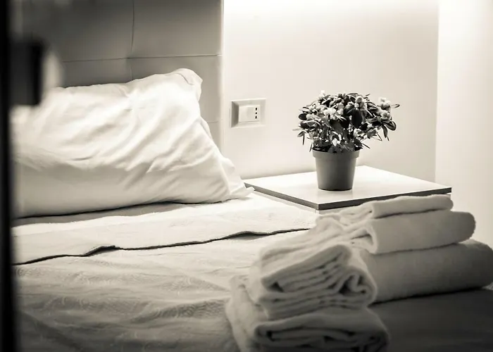 Mr. Charlie Brown Rom